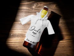 BK Gift Kişiye Özel Mini Beyaz İçki Şişesi Tişörtü , Ev Bar Dekoru, Viski, Şarap, Votka, Rakı Şişesi Tişörtü, Ev Barı-1