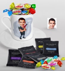 Kişiye Özel Erkek Kuaför Karikatürlü Türk Kahvesi Fincanı Selamlique Karışık Türk Kahvesi ve Haribo Şeker Hediye Seti-1