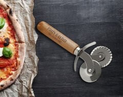 BK Gift Kişiye Özel İsimli Tarihli Bambu Ahşap Döner Tablalı Pizza Tahtası-2, Pizza Kesme Tahtası Seti, Şarküteri Tahtası, Servis Tepsisi, Ahşap Tabak, Eve Taşınma Hediyesi