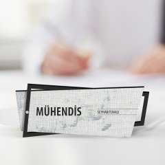 Kişiye Özel Mesleki Mühendis Ahşap Masa İsimliği (Model Y8)