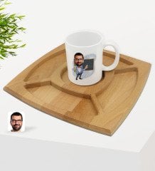 Kişiye Özel Erkek Kimya Öğretmeni Karikatürlü Beyaz Kupa ve Doğal Masif Ahşap 4 Bölmeli Sunum Tabağı Çerezlik Hediye Seti-1
