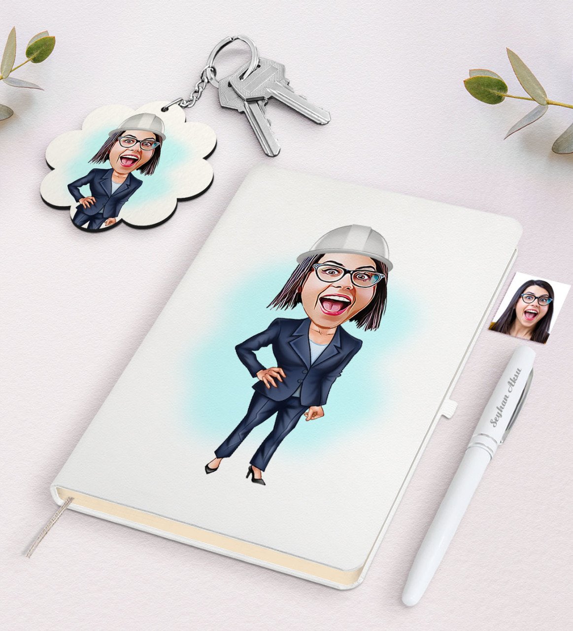 Kişiye Özel Kadın Mühendis Karikatürlü Beyaz Defter Kalem ve Anahtarlık Hediye Seti
