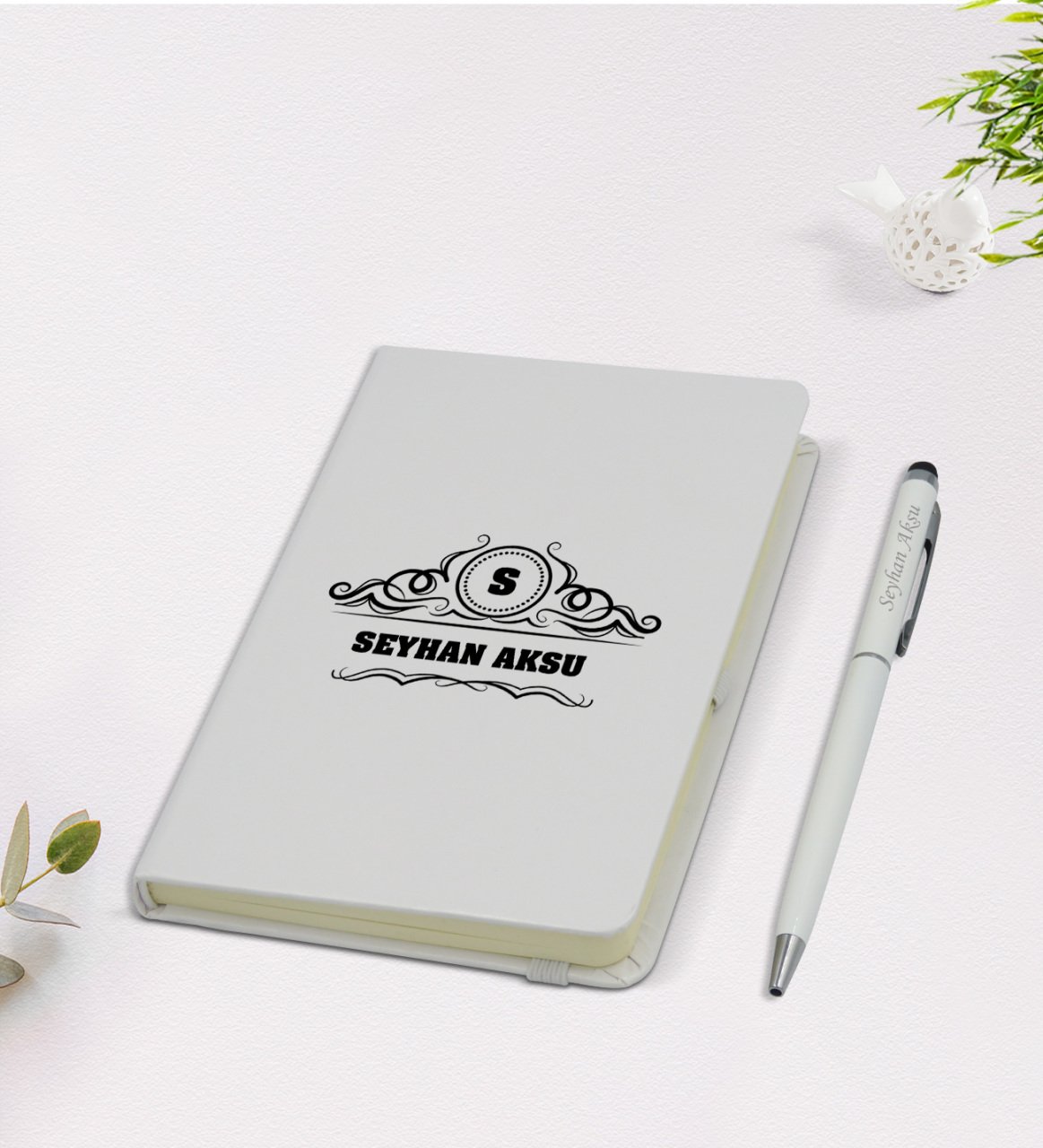 Kişiye Özel İsimli 9x14cm Beyaz Defter ve Kalem Hediye Seti - Model 33