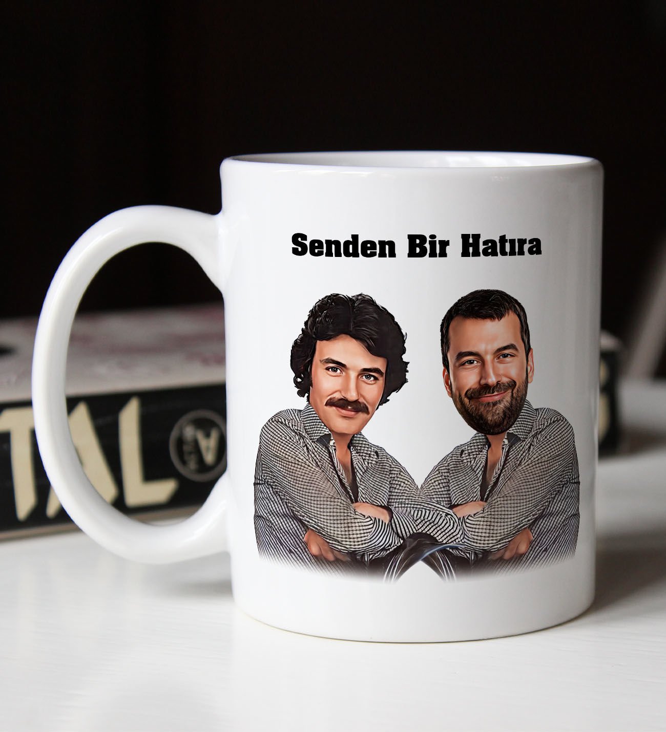 BK Gift Kişiye Özel Karikatürlü Ferdi Tayfur Hatıran Yeter Tasarımlı Beyaz Kupa Bardak-2, Arkadaşa Hediye
