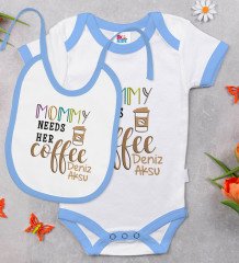 BK Kids Kişiye Özel Mommy Needs Her Coffe Tasarımlı Mavi Bebek Body Zıbın ve Mama Önlüğü Hediye Seti