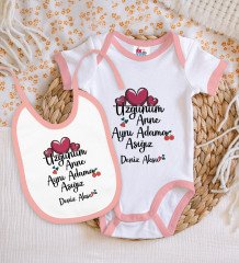 BK Kids Kişiye Özel Aynı Adama Aşığız Tasarımlı Pembe Bebek Body Zıbın ve Mama Önlüğü Hediye Seti