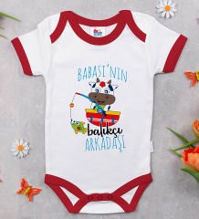 BK Kids Babası'nın Balıkçı Arkadaşı Tasarımlı Kırmızı Bebek Body Zıbın-1