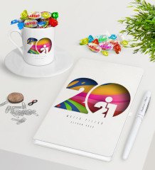 BK Gift Kişiye Özel 2023 Mutlu Yıllar Beyaz Defter Kalem Türk Kahvesi Fincanı ve Haribo Şeker Hediye Seti-11