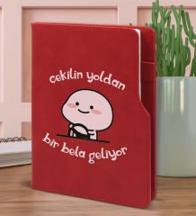 BK Gift Bir Bela Geliyor Tasarımlı Kırmızı Termo Deri Not Defteri 15x21cm-1