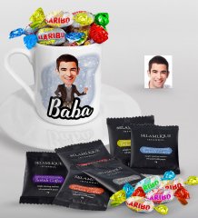 Kişiye Özel Baba Karikatürlü Türk Kahvesi Fincanı Selamlique Karışık Türk Kahvesi ve Haribo Şeker Hediye Seti-1