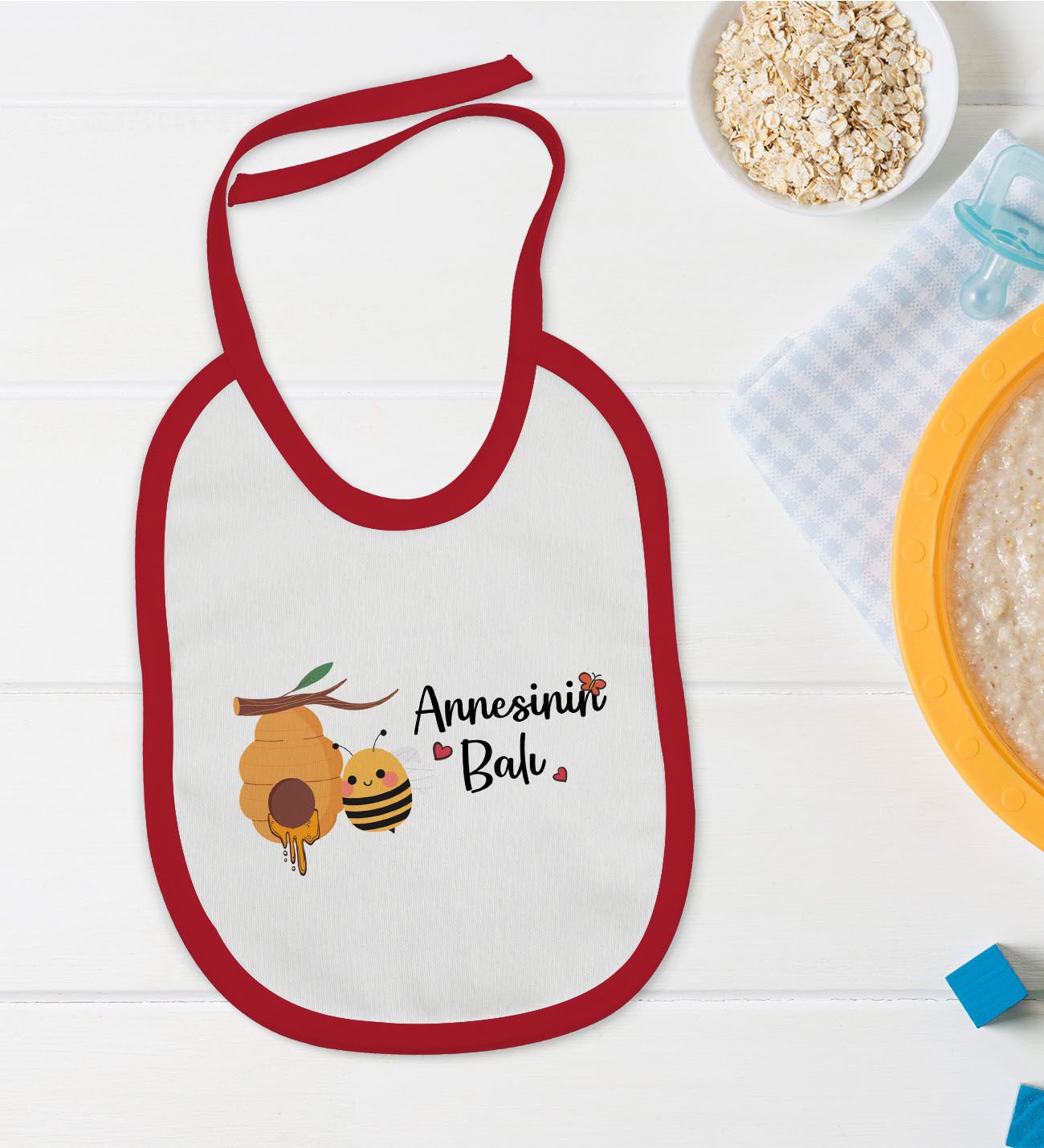 BK Kids Annesinin Balı Tasarımlı Kırmızı Bebek Mama Önlüğü-1