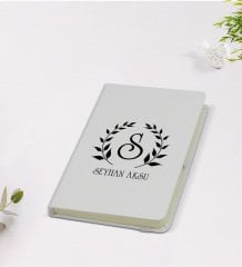 Kişiye Özel Çelenk Baş Harfli İsimli 9x14cm Beyaz Defter - Model 4