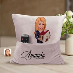 BK Gift Kişiye Özel Emlakçı Karikatür Tasarımlı Organizer Kumanda ve Atıştırmalık Cepli Pembe Kırlent Yastık-2 Arkadaşa Hediye, Cepli Yastık