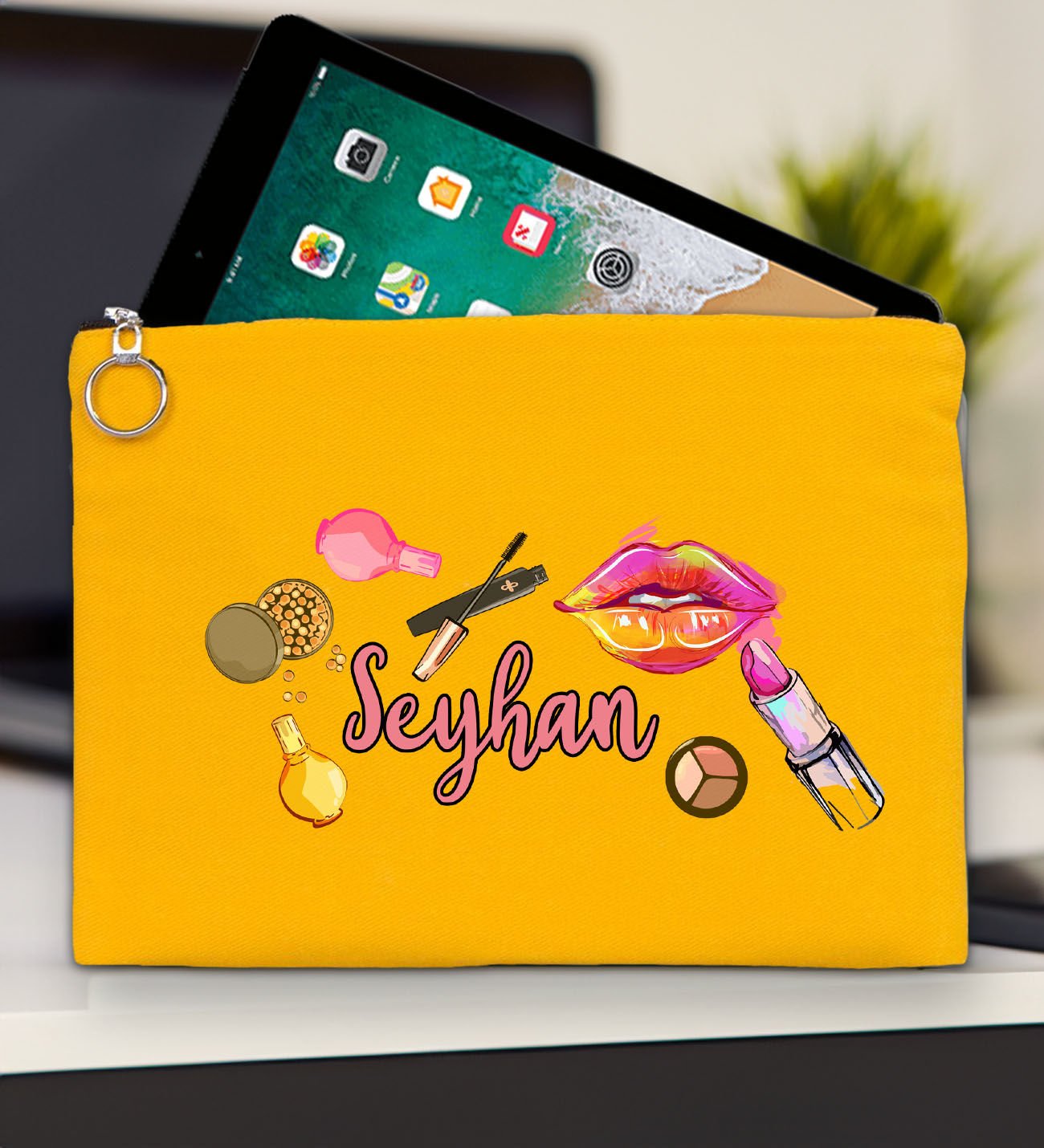 BK Gift Kişiye Özel İsimli-4 Sarı Tablet Çantası 30x21cm, Ipad Çantası, Baskılı Tablet Kılıfı