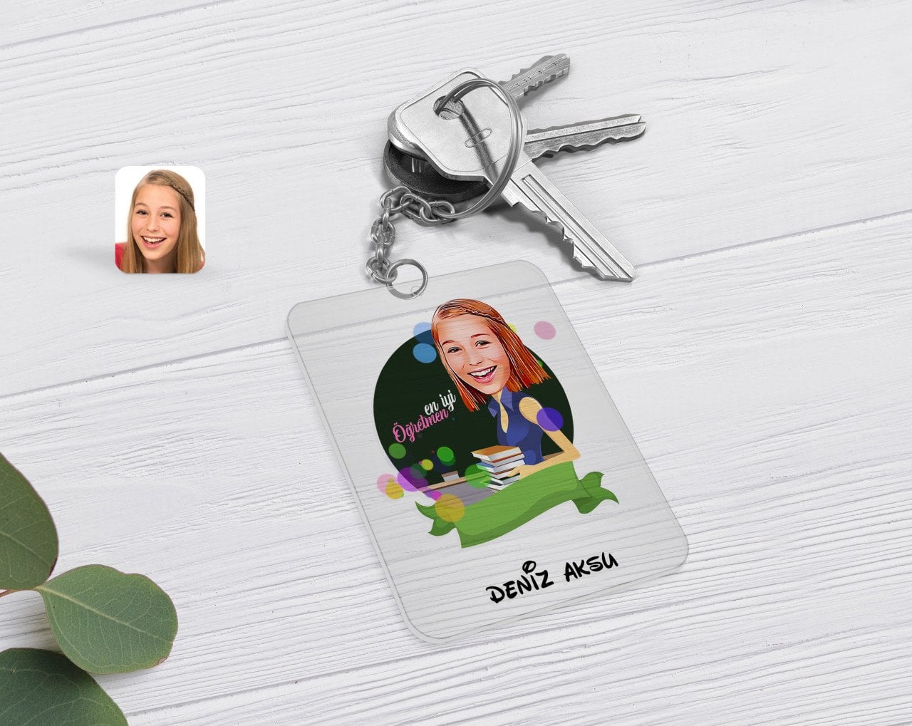 Kişiye Özel Kadın En İyi Öğretmen Karikatürlü Şeffaf Pleksi Anahtarlık-2