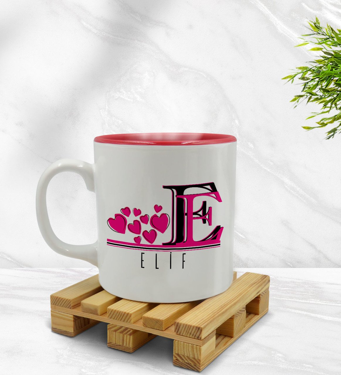 Kişiye Özel Harfli İçi Kırmızı Renkli Kupa Bardak Model 2