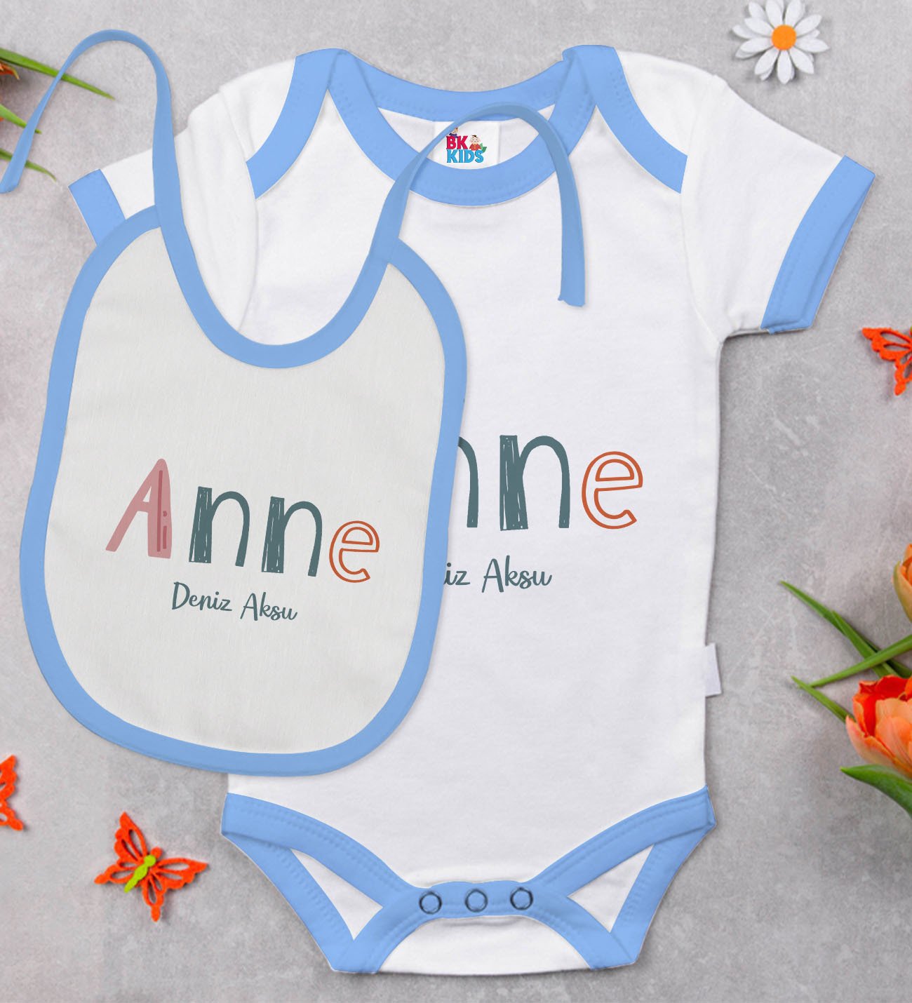 BK Kids Kişiye Özel Anne Tasarımlı Mavi Bebek Body Zıbın ve Mama Önlüğü Hediye Seti