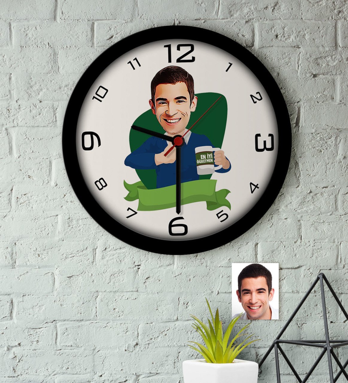Kişiye Özel Erkek En İyi Öğretmen Karikatürlü Ahşap Duvar Saati-1