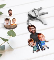 Kişiye Özel Baba Oğul Kız Karikatürlü Ahşap Anahtarlık-1